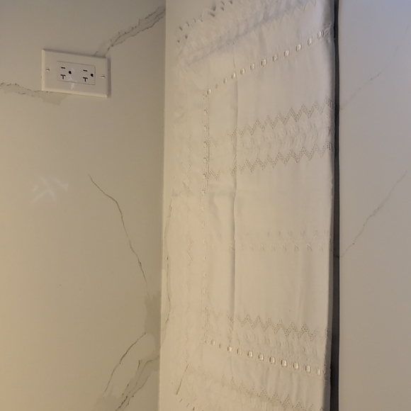 𝅺jonelle Pillow Case Cover Bedding White lace intricate decoration scallop - Picture 2 of 10